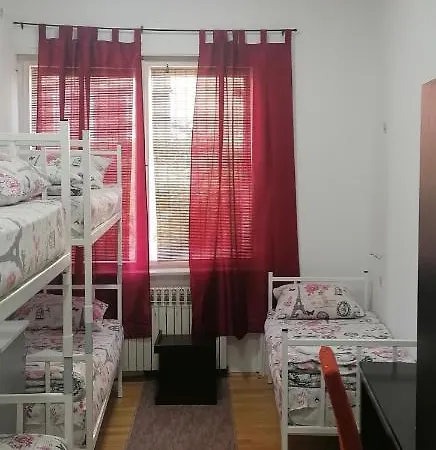 Hostel Exit Labirint Centar Novi Sad Zimmer foto