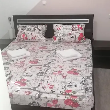 Hostel Exit Labirint Centar Novi Sad Exterior foto