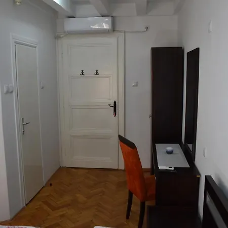 Hostel Exit Labirint Centar Novi Sad Exterior foto