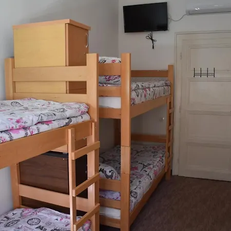 Hostel Exit Labirint Centar Novi Sad Exterior foto