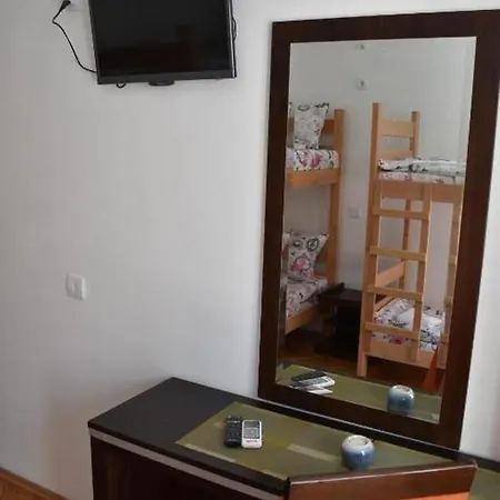 Hostel Exit Labirint Centar Novi Sad Exterior foto