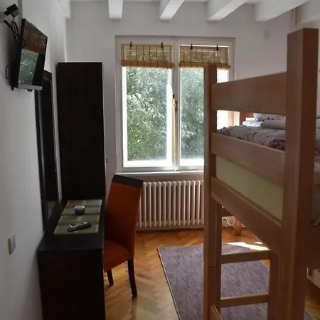 Hostel Exit Labirint Centar Novi Sad Exterior foto